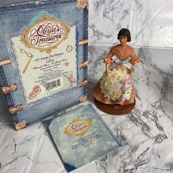 Olivia’s Treasures #128392 “Friends Share A Gentle Love”  Sculpted Figurinep - Picture 1 of 4